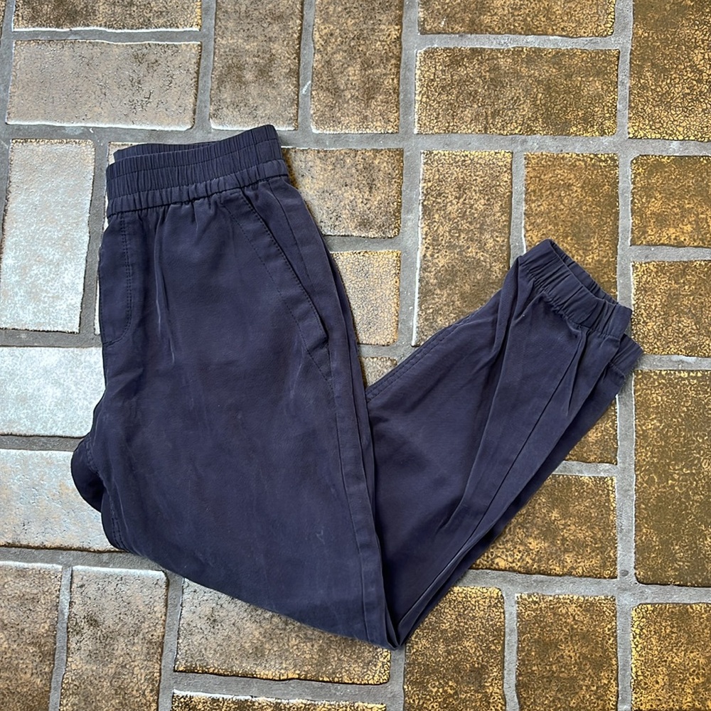 Old Navy Moire Navy High Rise Pull-On Jogger Pant